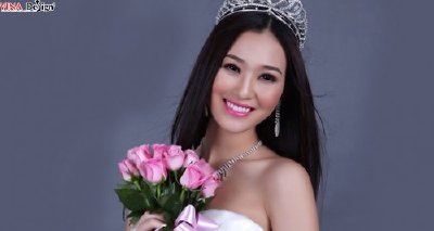 Khánh My, rạng ngời khi làm cô dâu